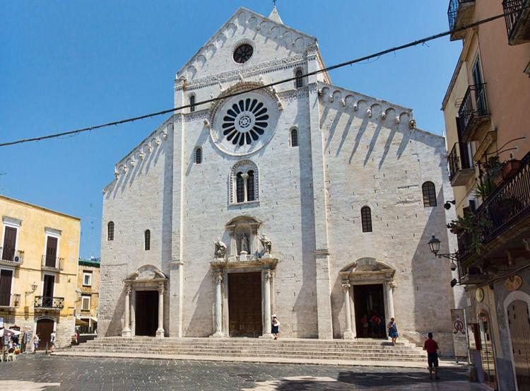 Macario Apartment In The Old Town Bari Exterior photo